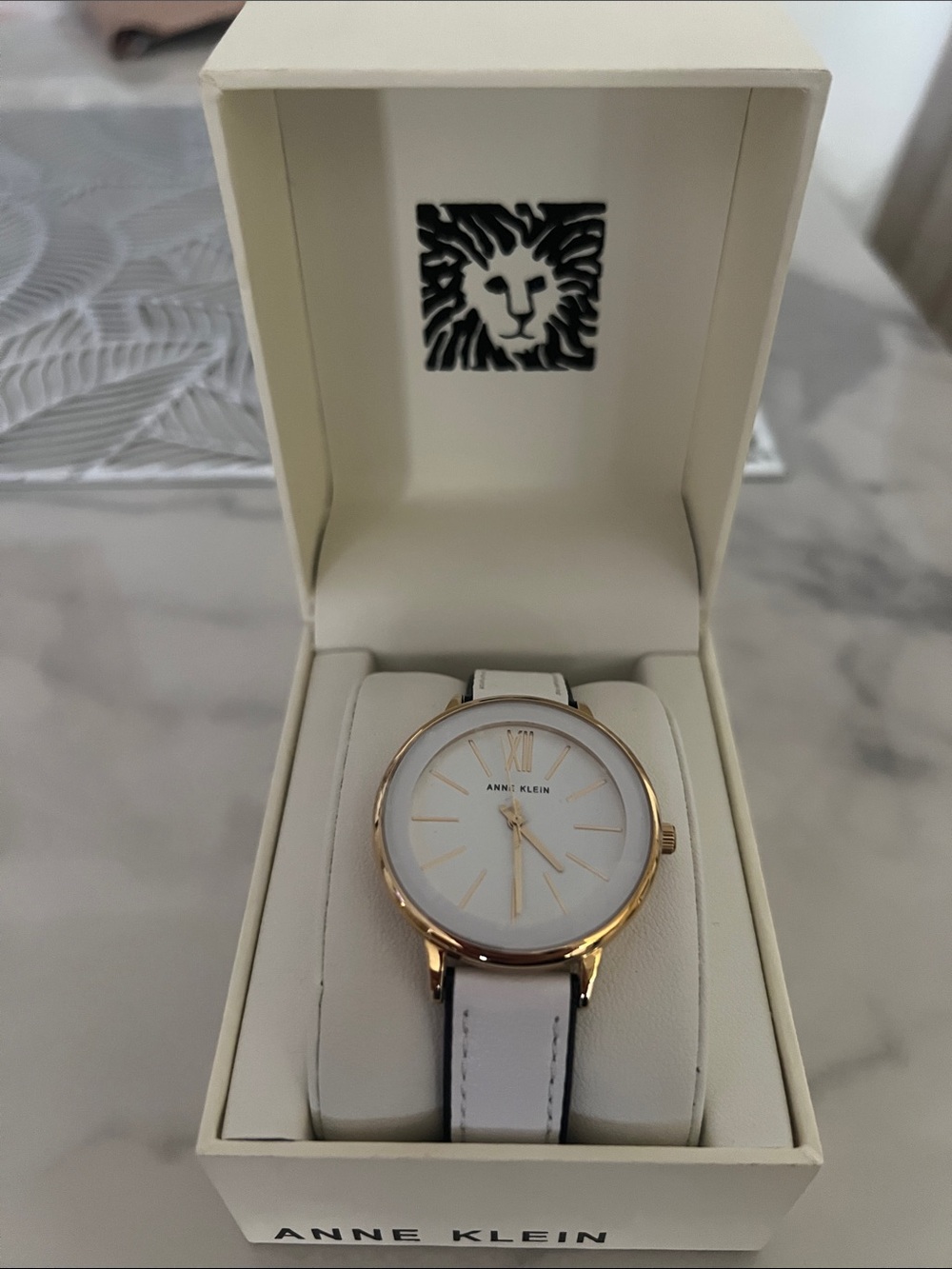 💥💥Anne Klein White and Rose Gold Slim Women's Watch